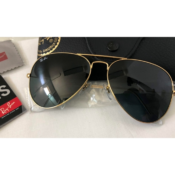 ray ban aviator sunglasses gold frame black lenses ray ban aviator sunglasses gold frame black lenses